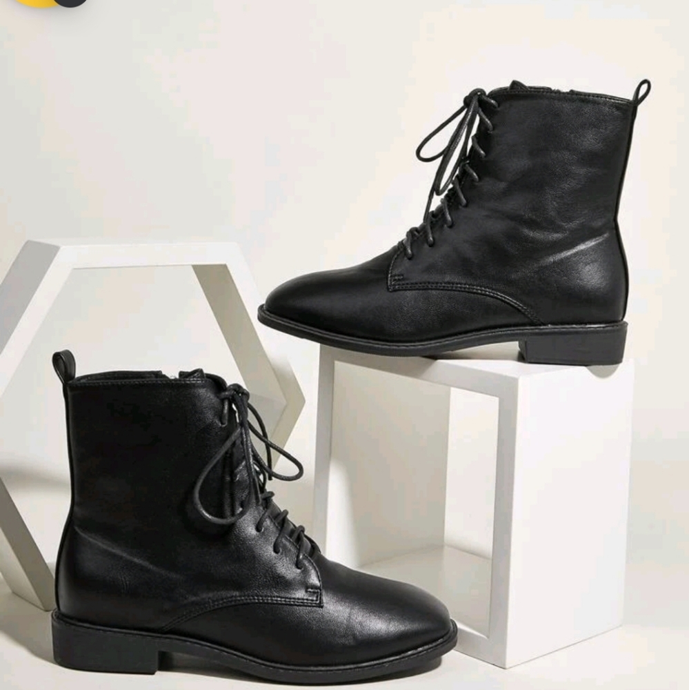 Shoes, boots